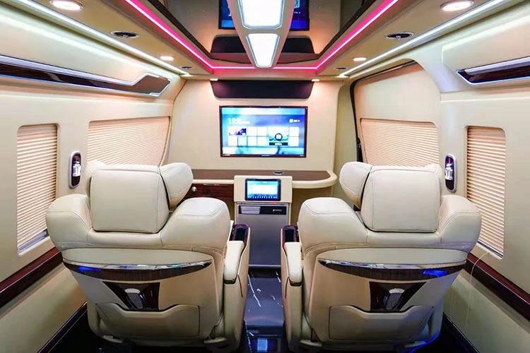 Toyota Hiace Xe thương mại sửa đổi