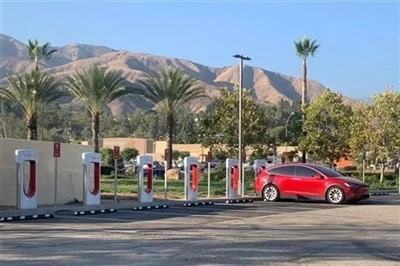Tesla đã nghĩ ra thủ thuật mới để tính phụ phí trong giờ cao điểm.