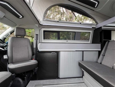 Xe leo núi và cắm trại xuyên quốc gia Volkswagen T6 Modified vẫn chưa ra mắt.