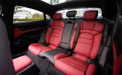 Nội thất da đen và đỏ được sửa đổi của Porsche Taycan