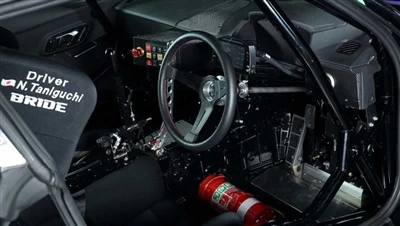 Xe Toyota GR Supra Drift sửa đổi HKS được trang bị động cơ 2JZ.