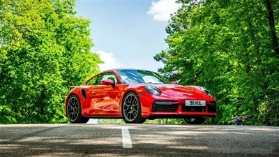 Porsche 911 Hybrid sẽ ra mắt vào đầu mùa hè này